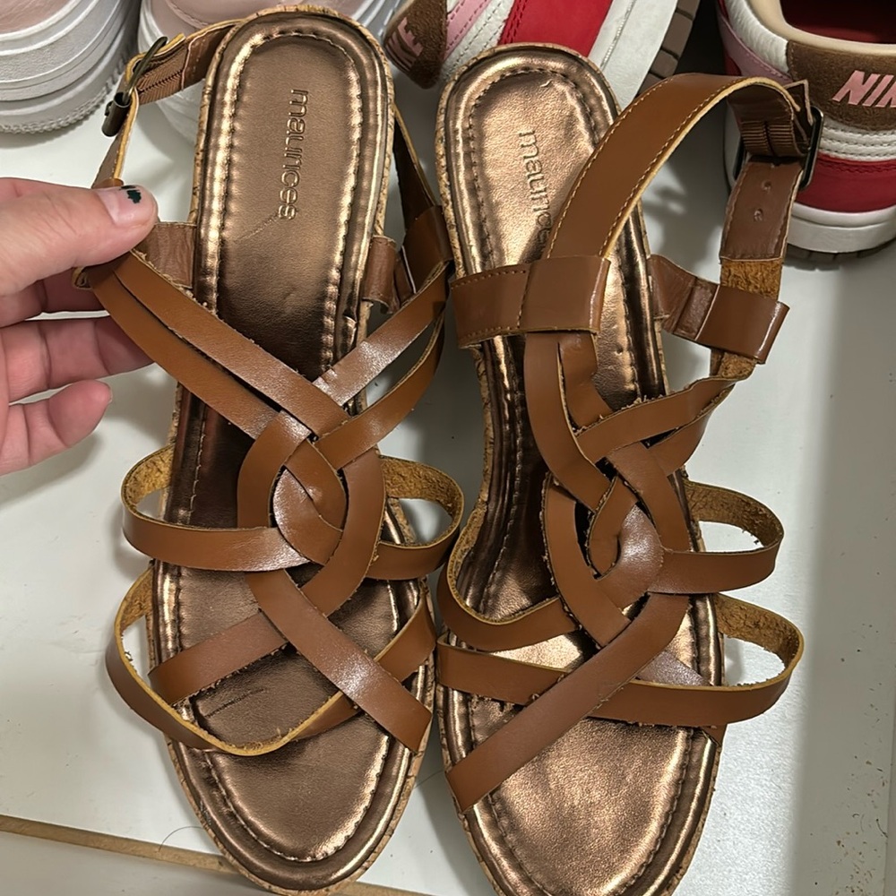 Cute wedge sandle shoe for spring or summer